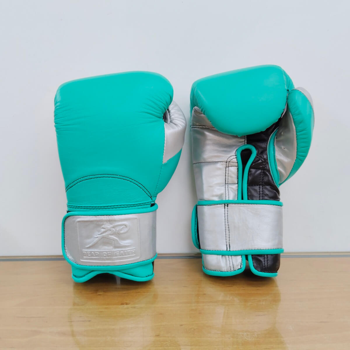 Super Samurai 超級武士 魔術貼拳套 青銀黑